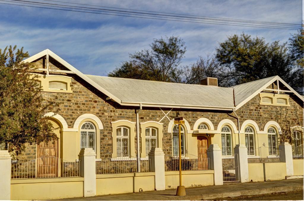Schuetzenhaus Guesthouse Keetmanshoop Luaran gambar